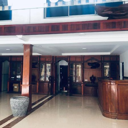 Ez Guesthouse Пномпень Экстерьер фото